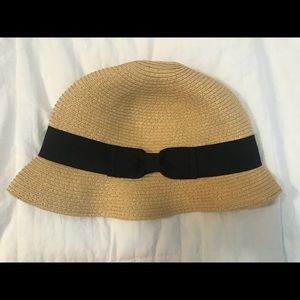 TAN WOVEN HAT